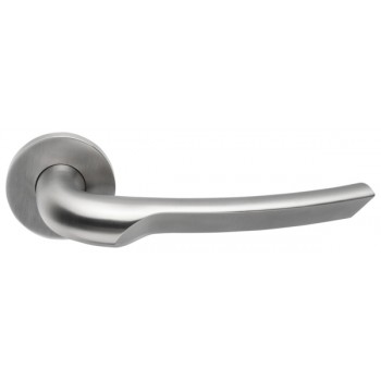 Deurkruk Rivio GL102 rond rozet geveerd mat RVS