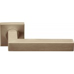 Deurklink Basic BSQ1 vierkant rozet PVD licht brons 