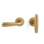 Deurkruk T model met deurkruk Silvia links messing getrommeld