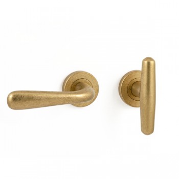 Deurkruk T model met deurkruk Silvia links messing getrommeld