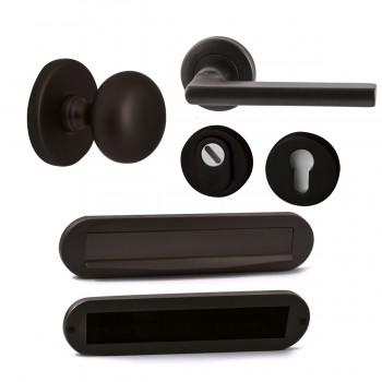 Complete voordeurset Sara Puurzwart