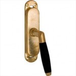 Krukespagnolet Ton messing getrommeld ongelakt ebben