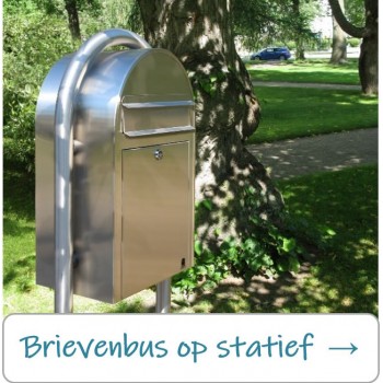 Brievenbus op statief