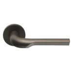Deurkruk Rivio GL100-G rond rozet geveerd brons